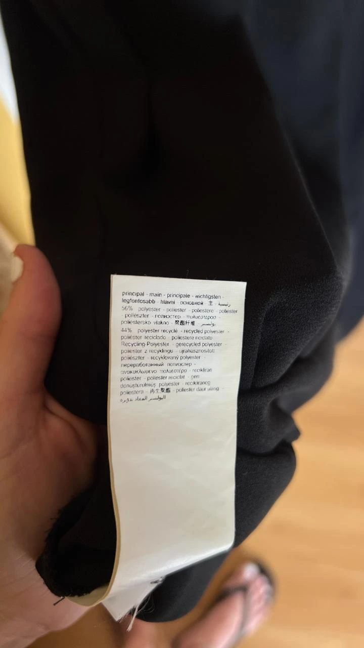 Vestido fluido preto de mangas curtas - Tamanho 38 – photo 8